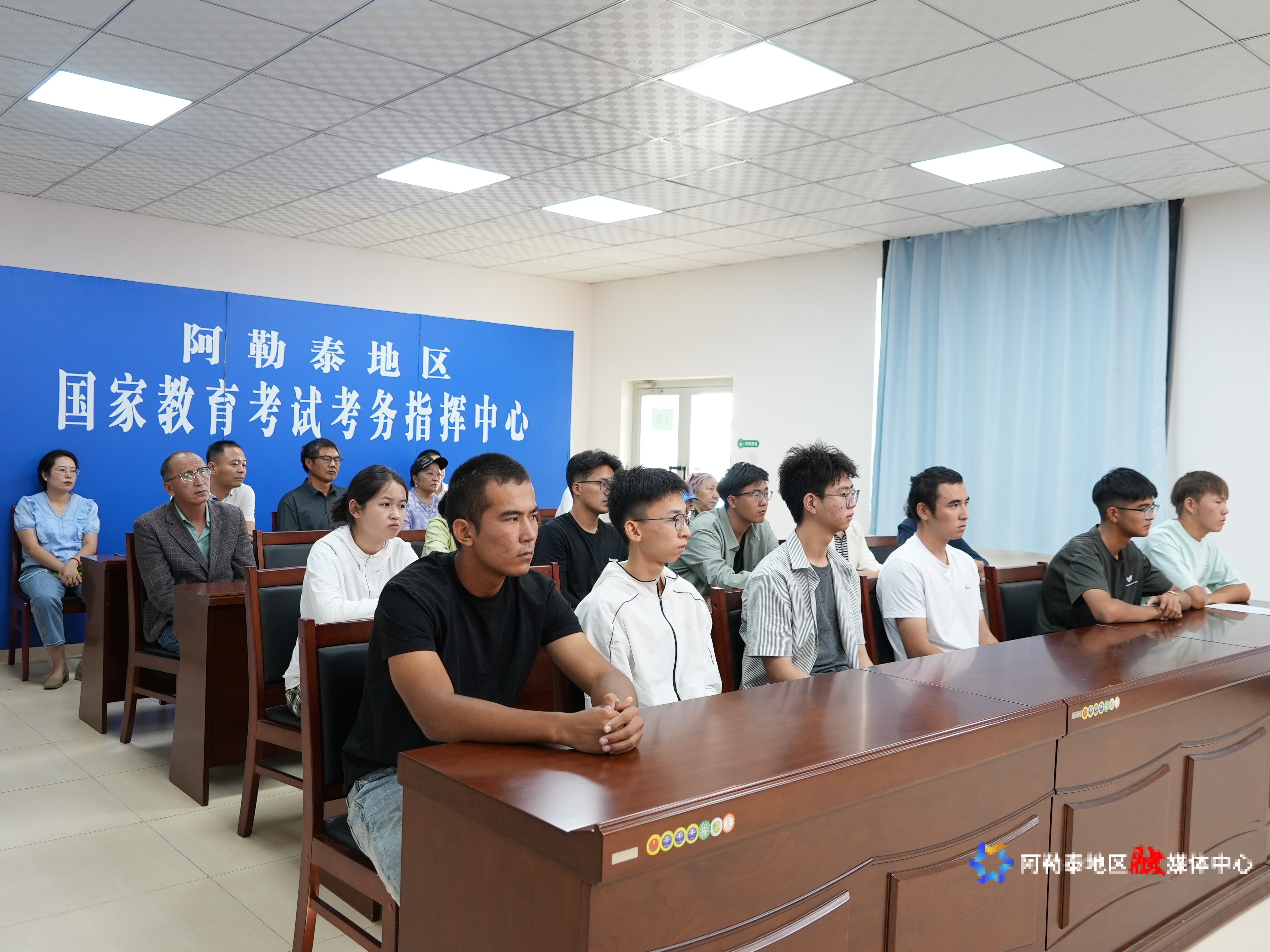 63dd2b531455bba6aacee64c93ebffb3